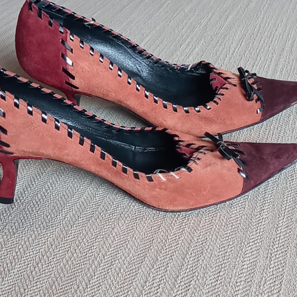 Prada - Picture 3 of 4